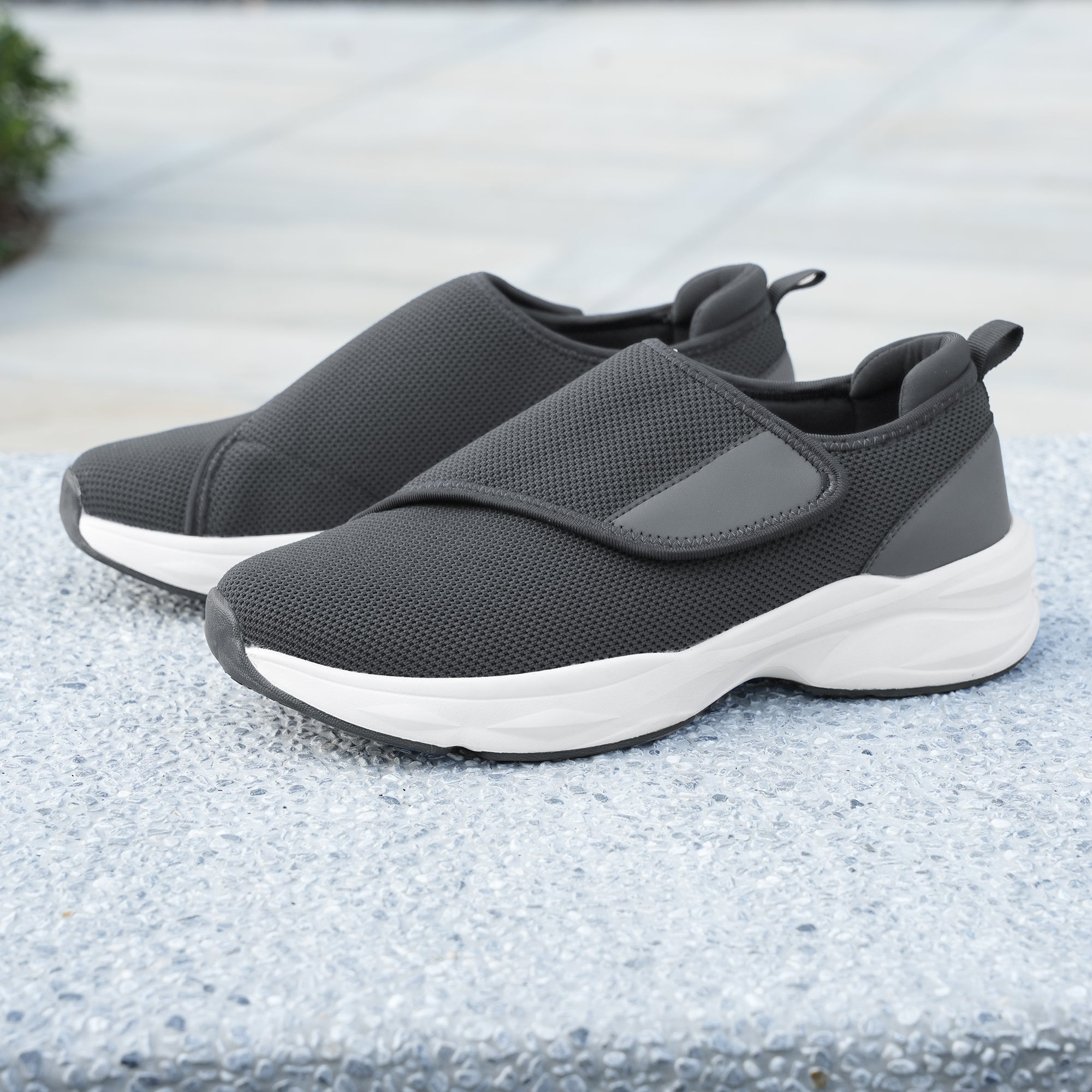 JABASIC Men Diabetic Walking Shoes Edema Shoes for Swollen Feet Arch Support Orthopedic Sneakers