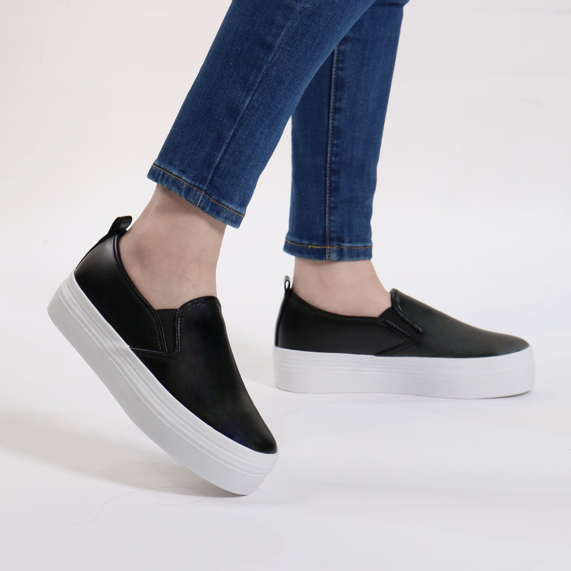 CamperLab Neu leren loafers Zwart CamperLab Neu leren loafers Zwart